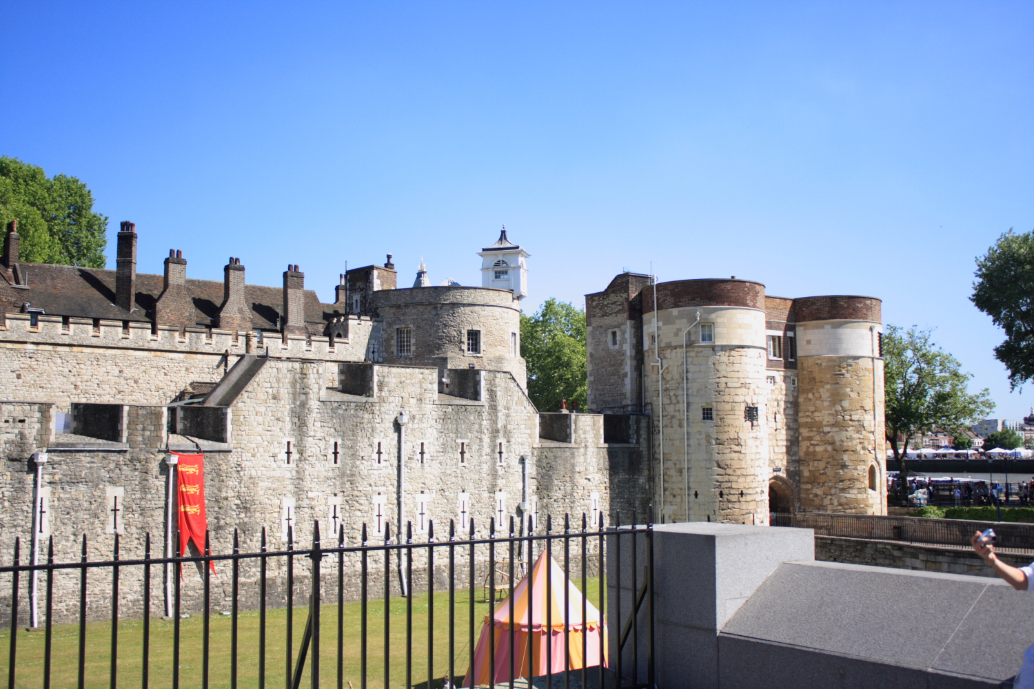 Siege Warfare demonstration at the Tower of London
