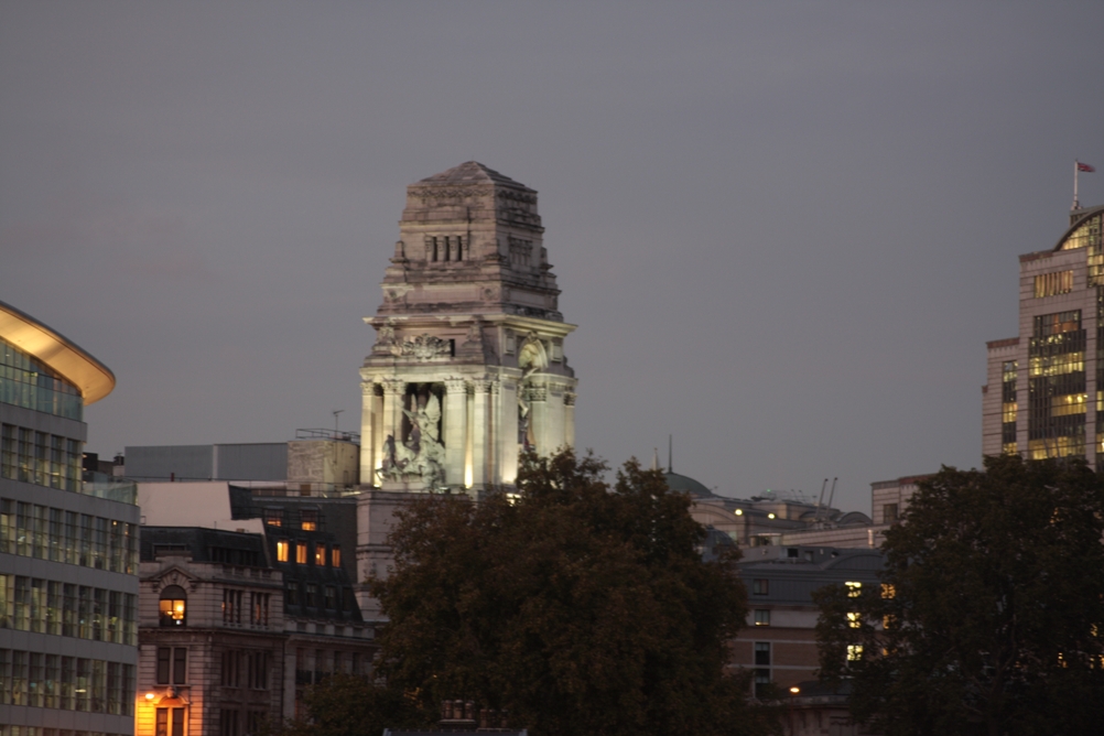 The city of London from sunset until night