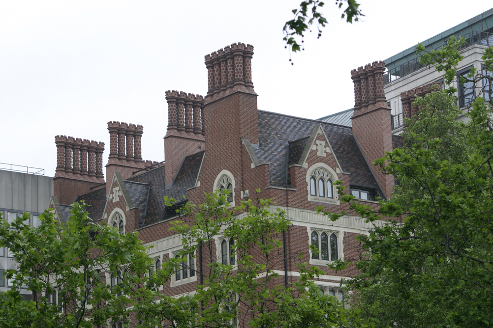 Building on bank of the Thames - Victoria Embankment