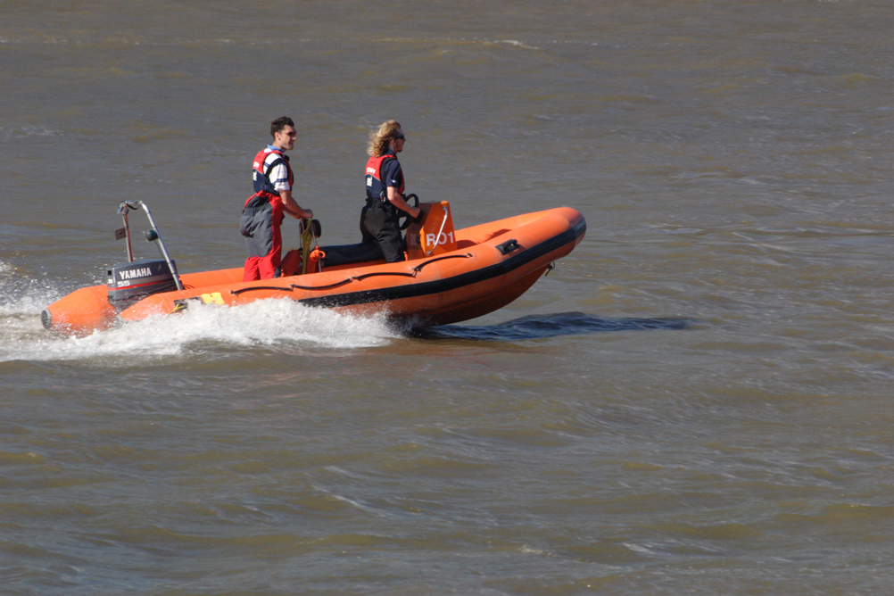 Lifeguard patrol on the River Thames
